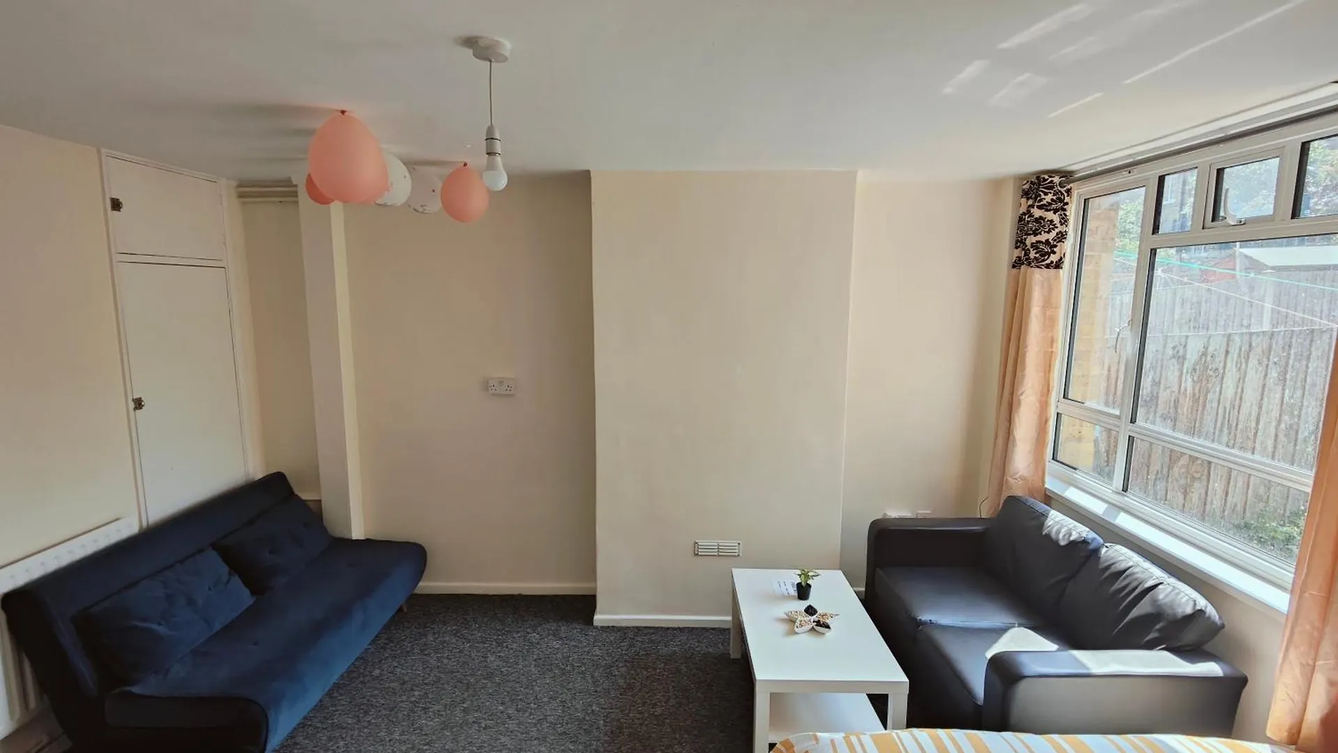 Ensuite Flat London 0*,  United Kingdom